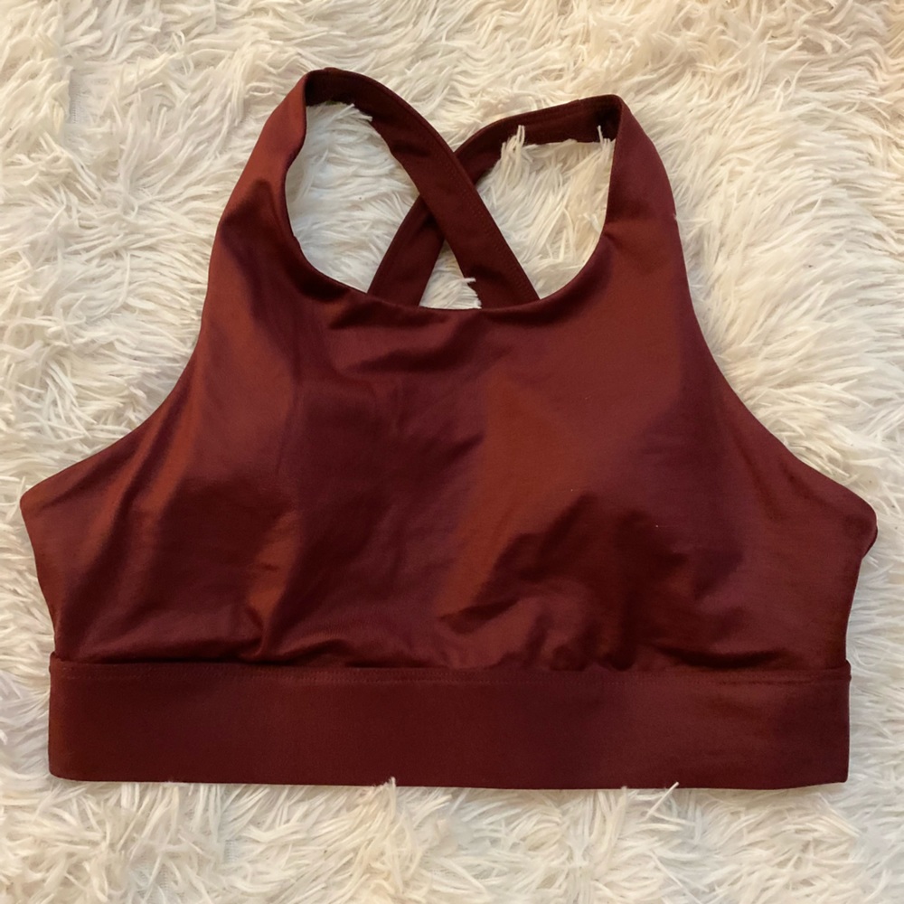 Fabletics Women’s Black Racer Back Padded Sport Bra M Crossback